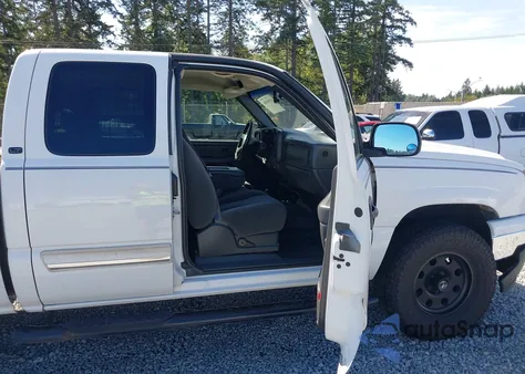 2006 Chevrolet Silverado 1500 Lt1 z USA, uszkodzony, nr VIN 1GCEK19Z56Z183651